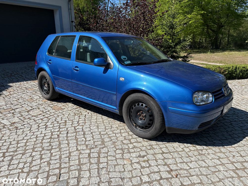Volkswagen Golf - 9