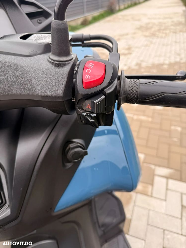 Yamaha Tricity 300 - 7