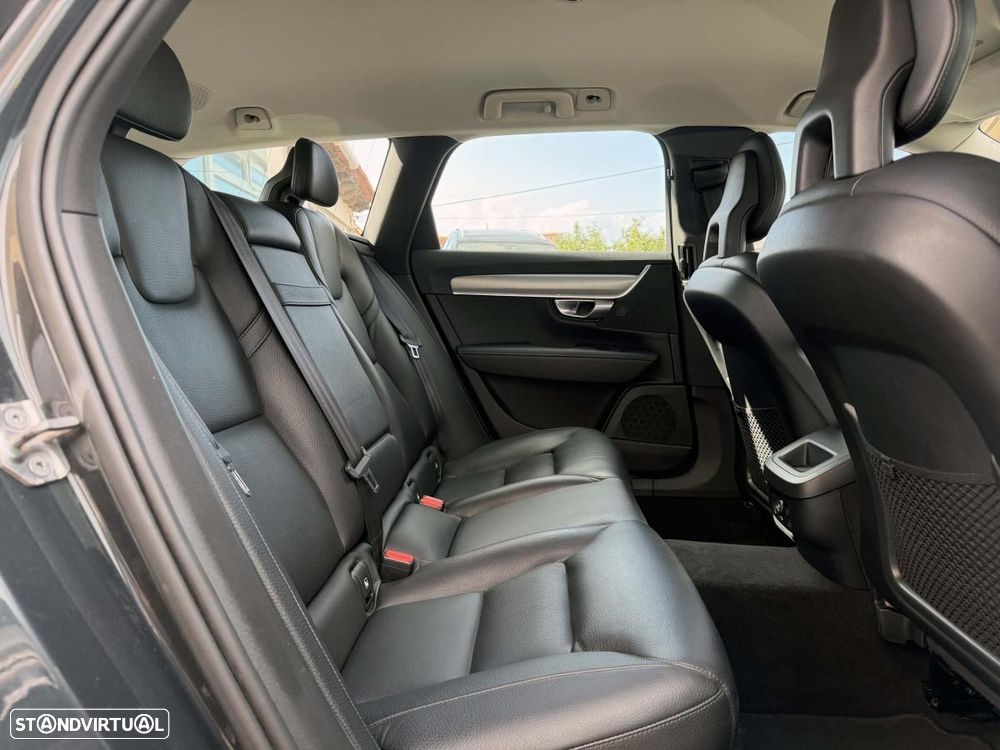 Volvo V90 2.0 D4 Momentum Plus Geartronic - 21