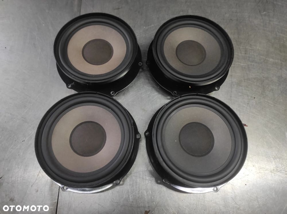 SKODA SUPERB 2 SOUND SYSTEM ZESTAW KOMPLETU GŁOŚNIKÓW ORAZ WZMACNIACZA 3T0035411D 3T003541E 3T0035411F 3T0035456 2OHM 4OHM WYSYŁKA !!! - 2