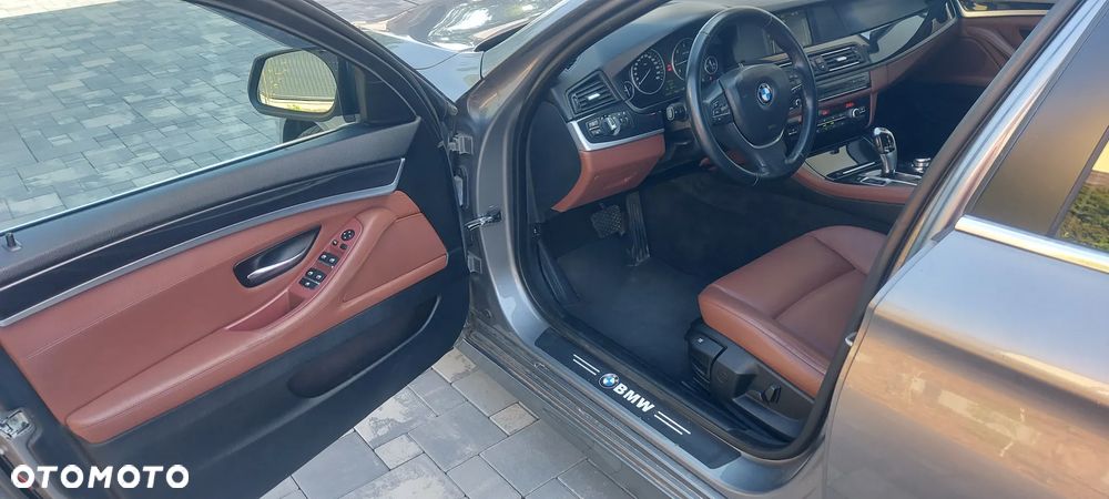 BMW Seria 5 520d - 16