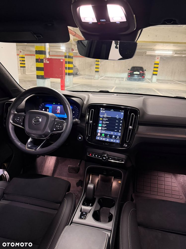 Volvo XC 40 B3 Core - 17