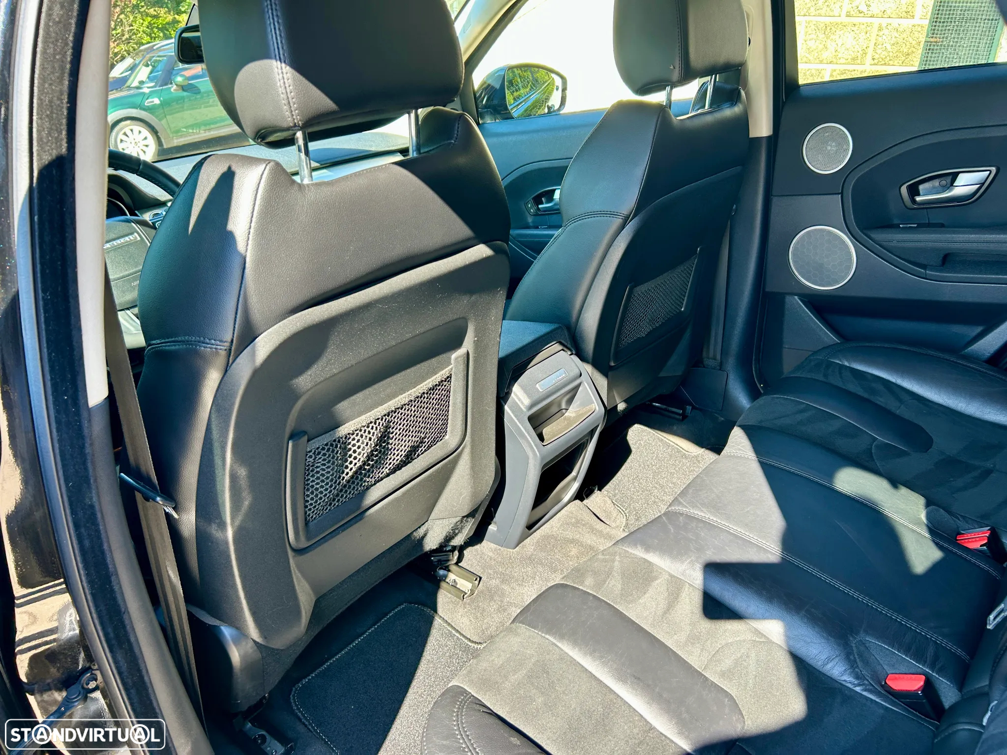 Land Rover Range Rover Evoque 2.2 TD4 Prestige Auto - 23