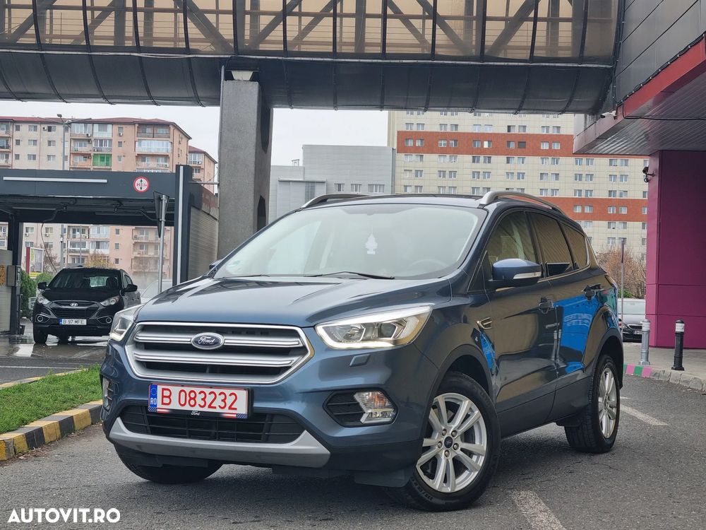 Ford Kuga 2.0 TDCi 4x4 Aut. Titanium - 5