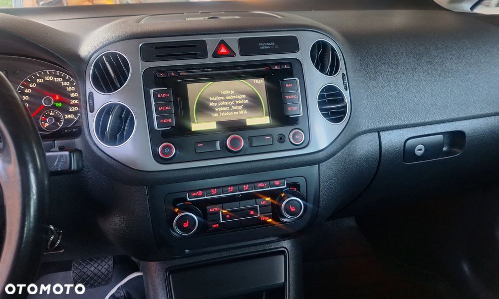 Volkswagen Golf Plus 1.6 TDI Trendline DSG - 17