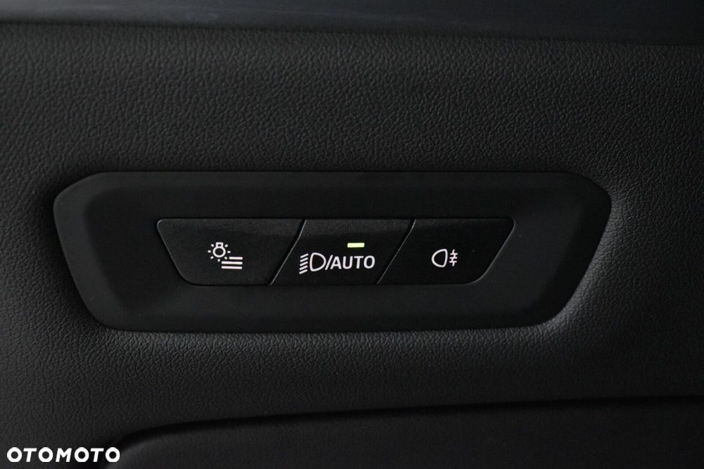 BMW X6 - 16