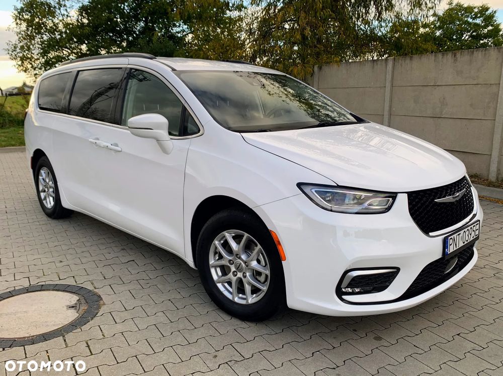 Chrysler Pacifica - 7