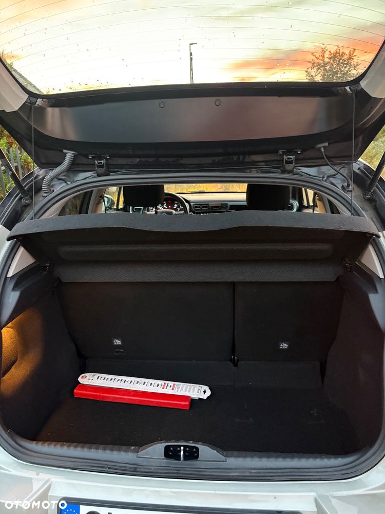 Citroën C3 1.2 PureTech Shine - 32
