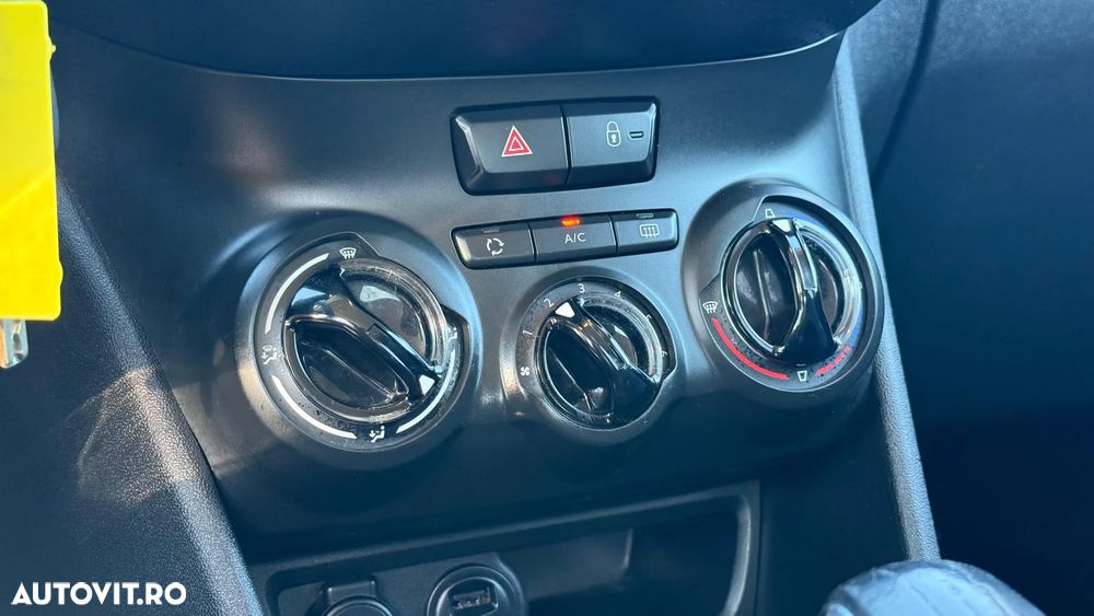 Peugeot 208 PureTech 82 Style - 21