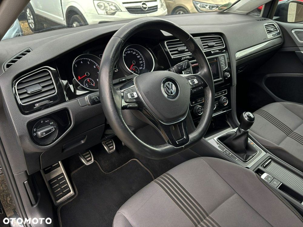Volkswagen Golf 1.4 TSI BMT Highline - 13
