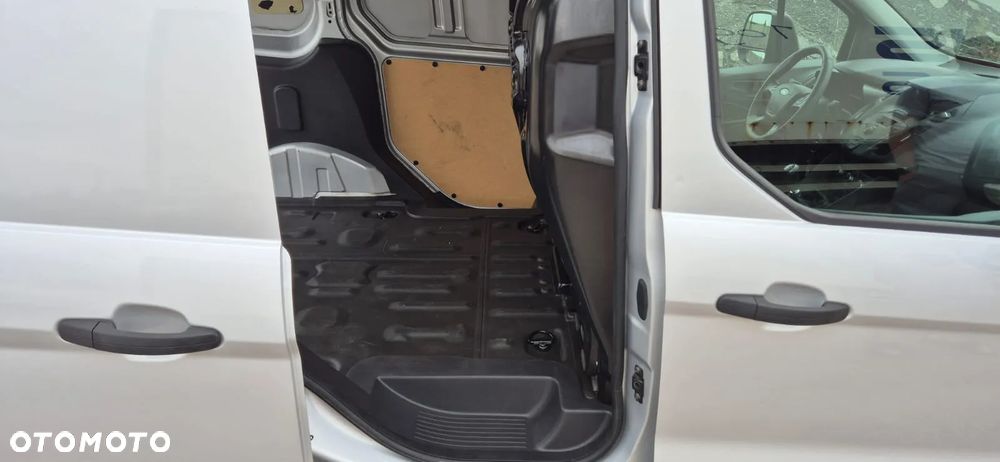 Ford Transit Connect - 15