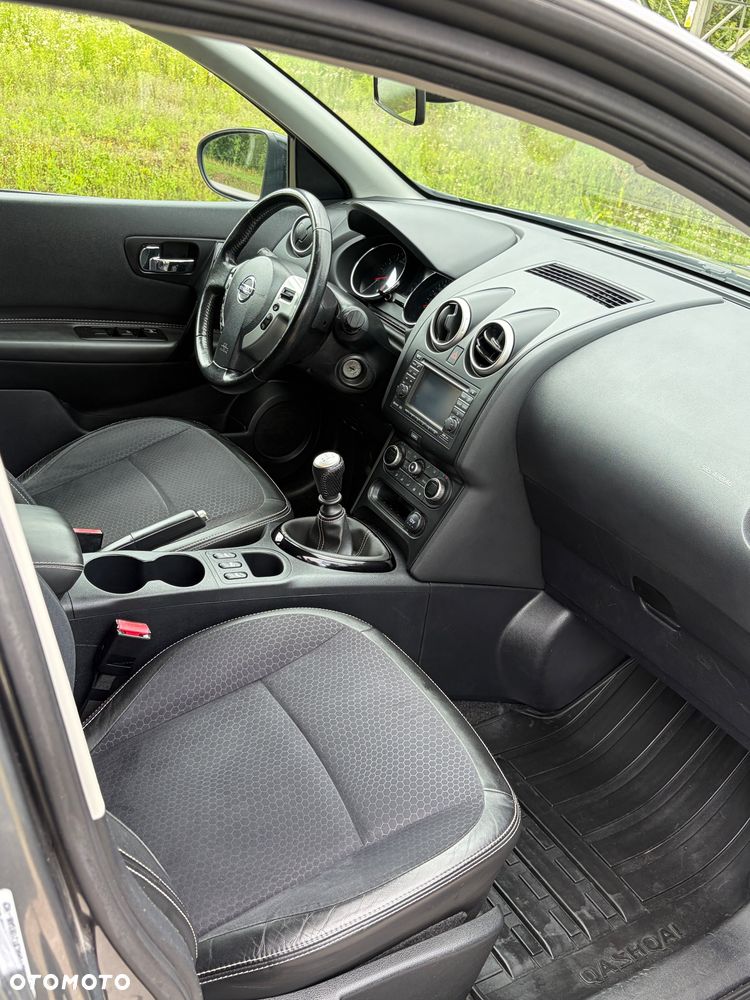 Nissan Qashqai 2.0 360 - 11