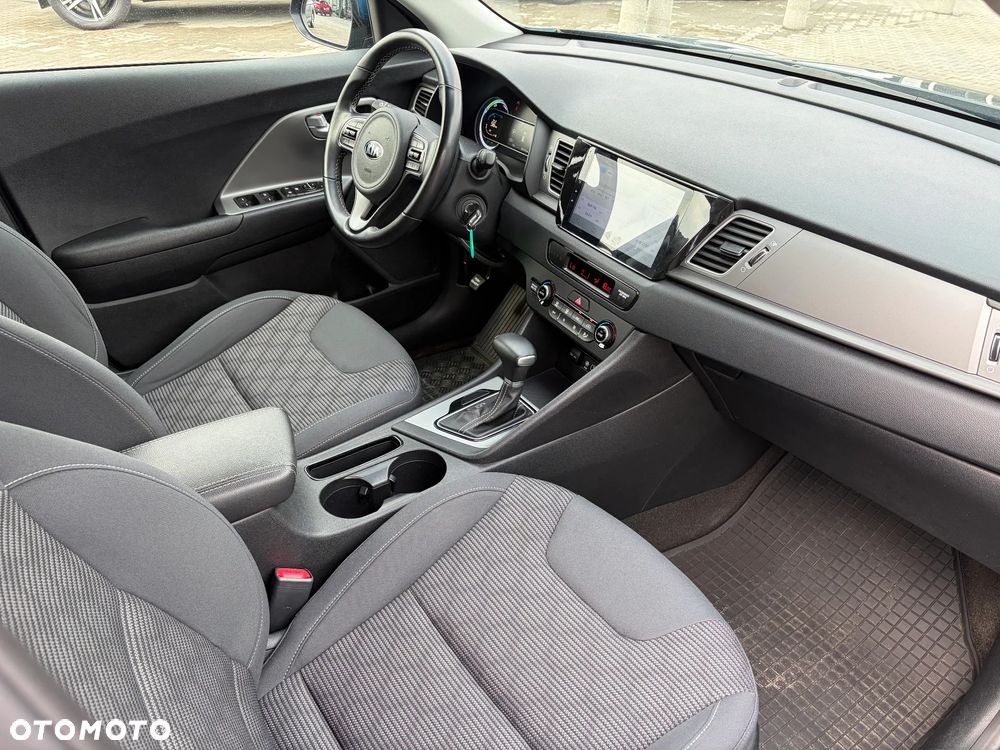 Kia Niro 1.6 GDI Hybrid M - 11