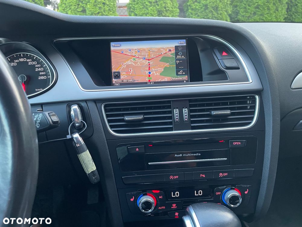 Audi A4 Avant - 31