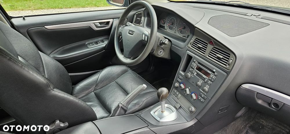 Volvo S60 2.4 - 7
