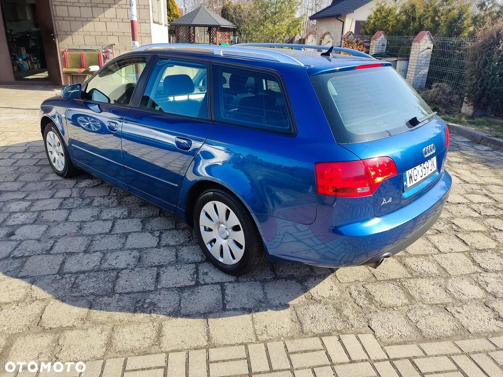 Audi A4 Avant - 13