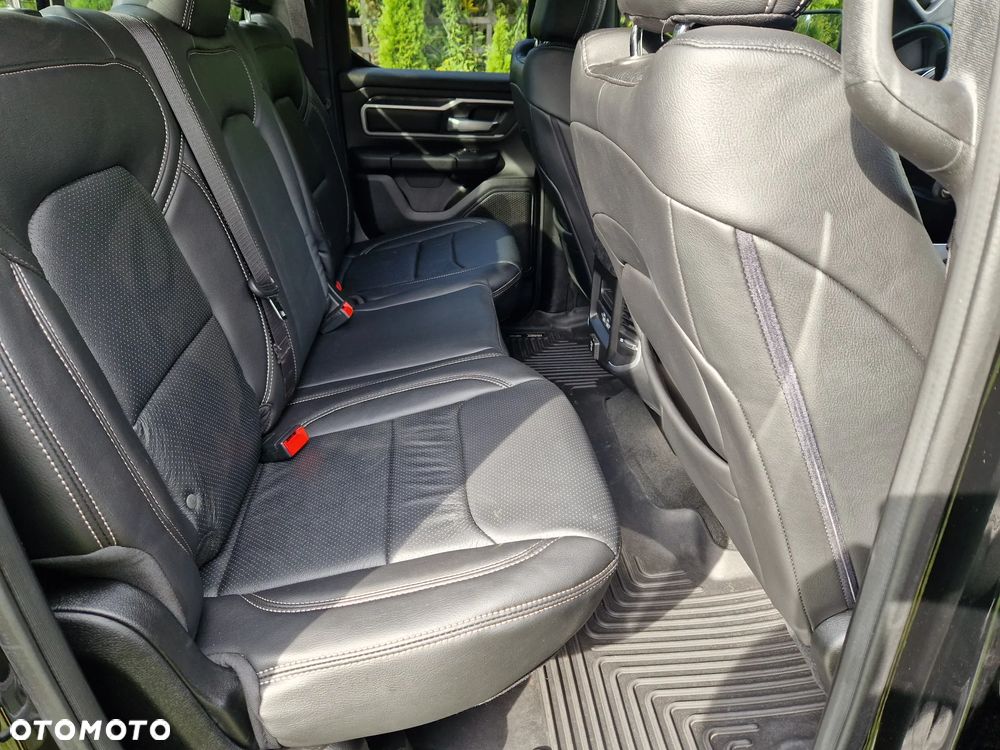 RAM 1500 5.7 Quad Cab Longbed Bighorn Black - 15