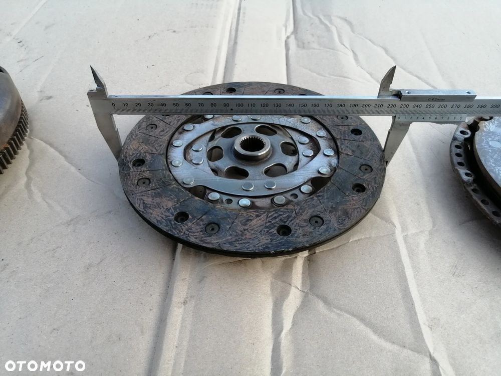 Audi Seat Skoda Volkswagen 1.9 TDi kod silnika BLS koło dwumasowe sprzęgło komplet Sachs - 13