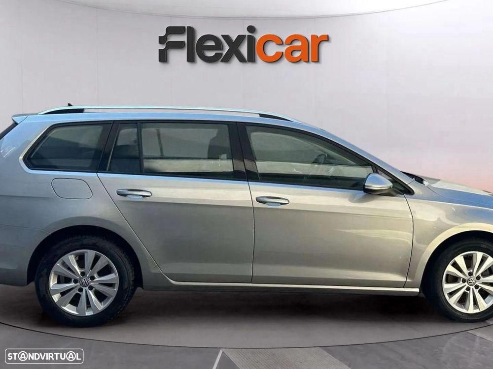 VW Golf Variant 1.6 TDi Confortline - 8