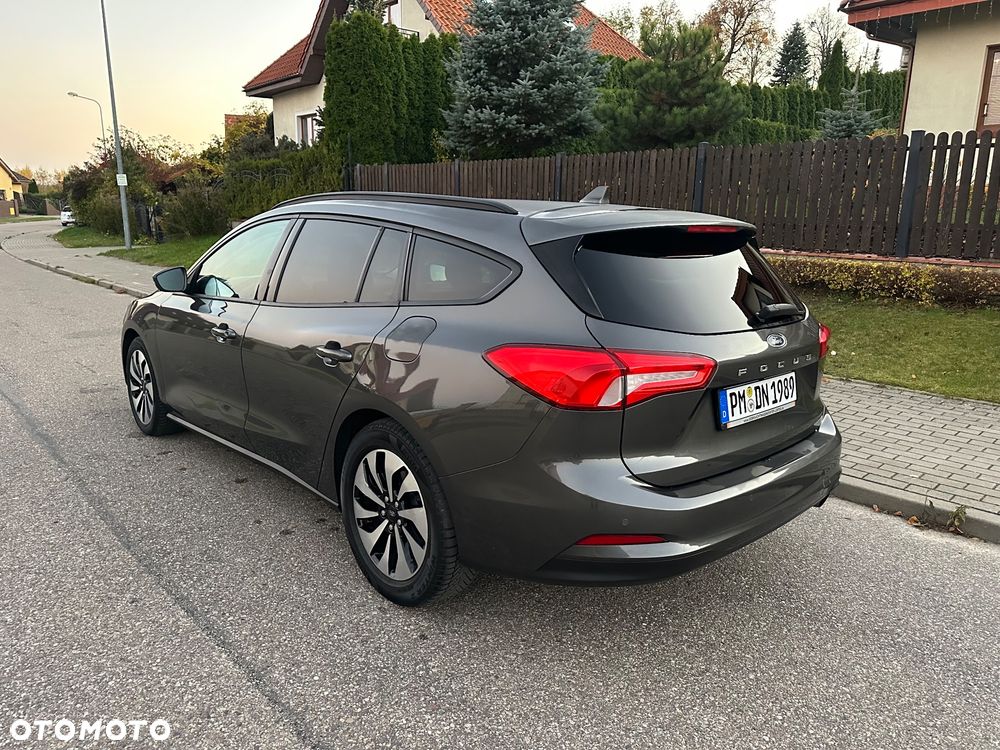 Ford Focus 1.0 EcoBoost Edition - 10
