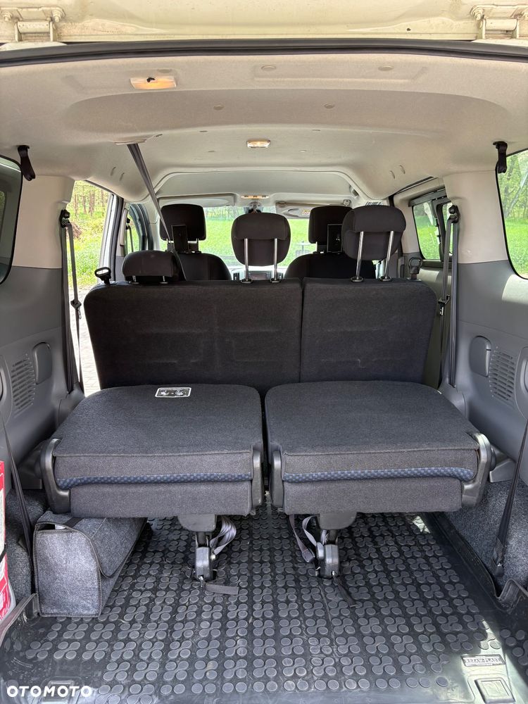 Nissan NV200 Evalia 1.6 Tekna - 11