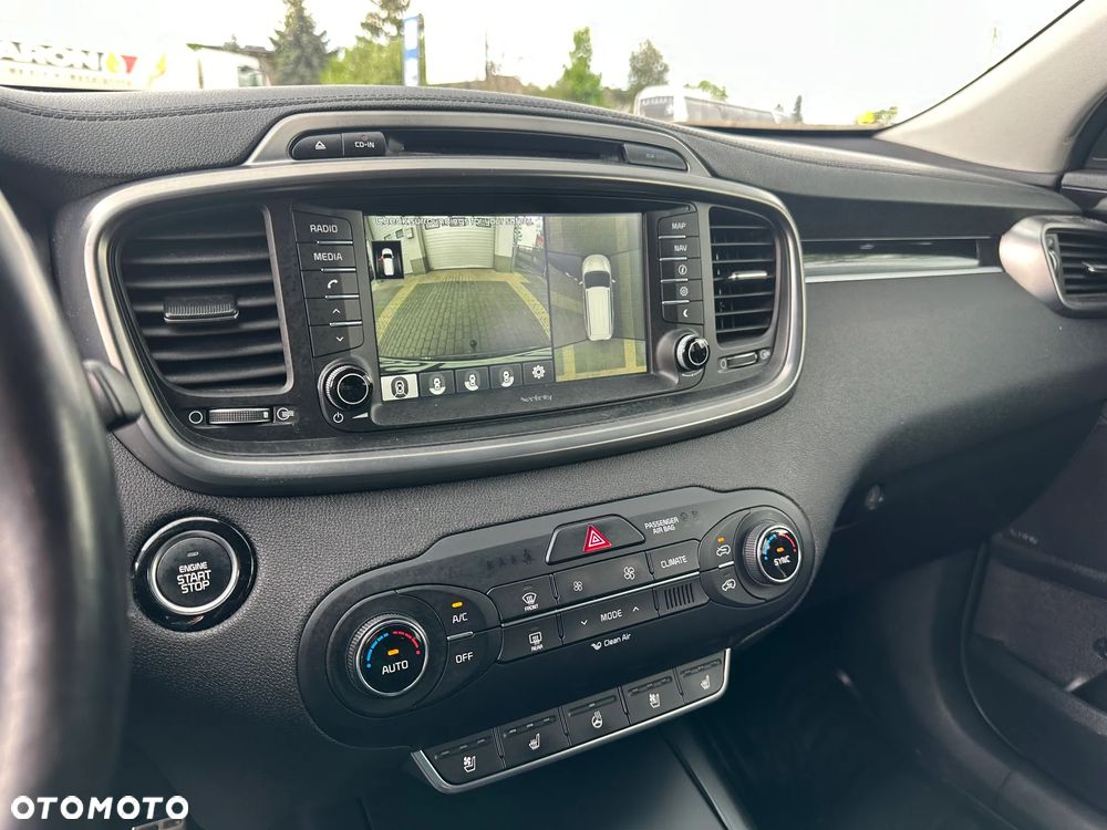 Kia Sorento - 10