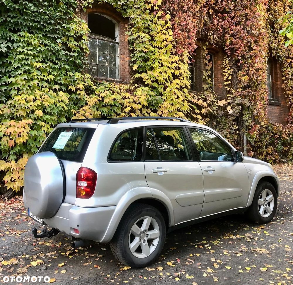 Toyota RAV4 2.0 D-4D 4x4 - 3