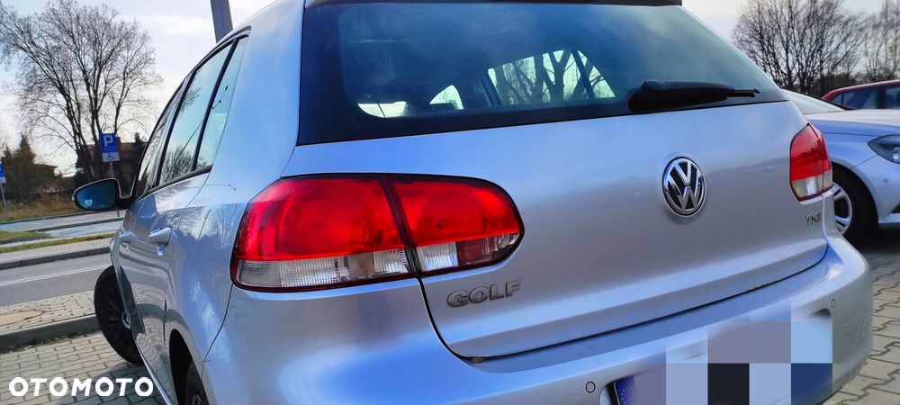 Volkswagen Golf - 10