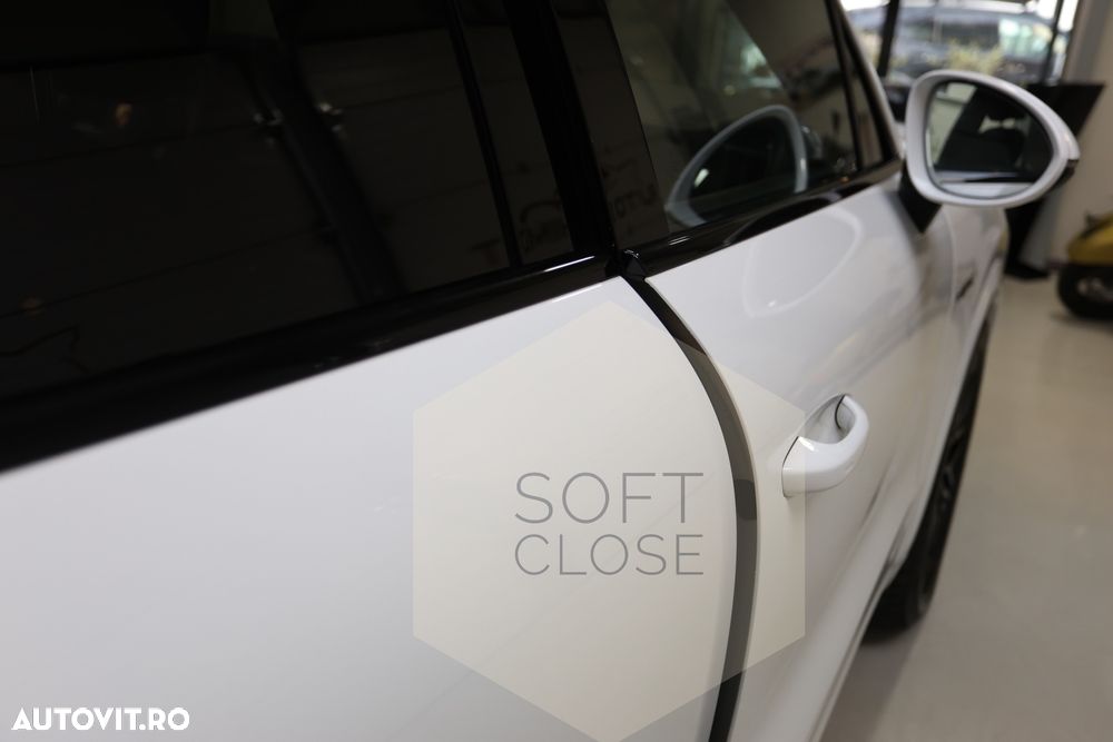 Porsche Cayenne Coupe E-Hybrid Tiptronic S Black Edition - 38