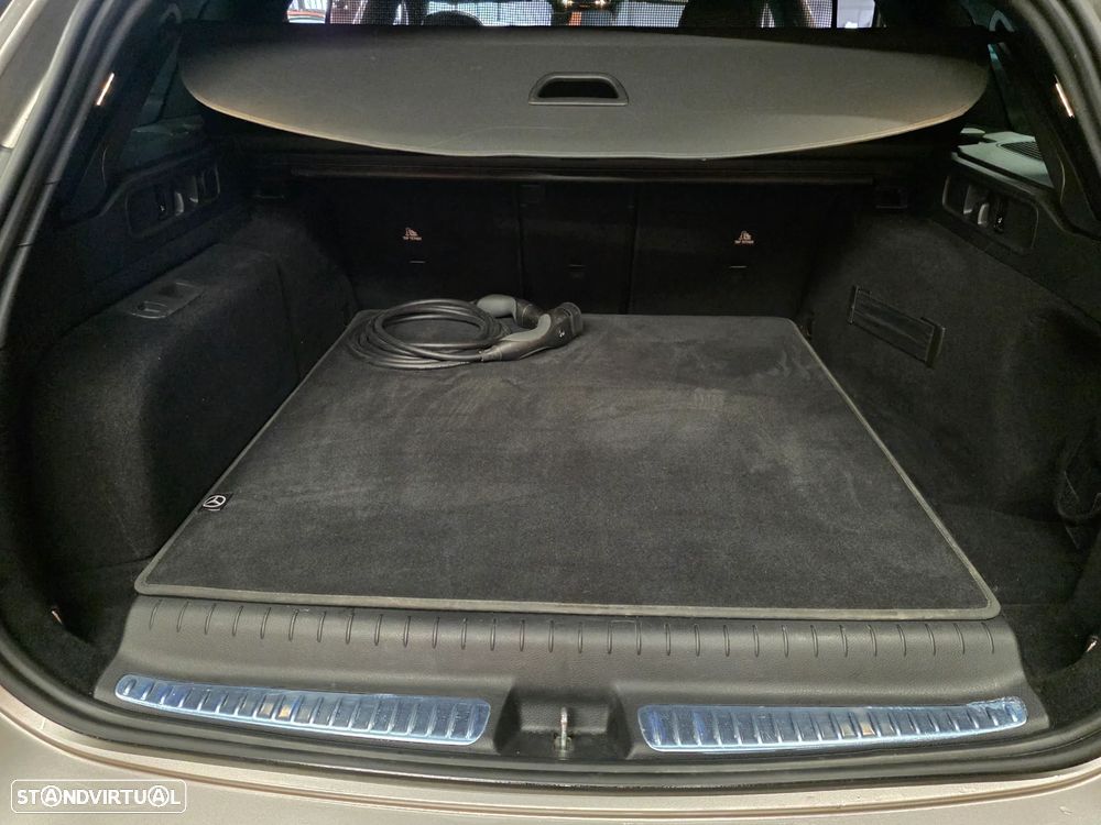 Mercedes-Benz C 300 e T 9G-TRONIC AMG Line - 17