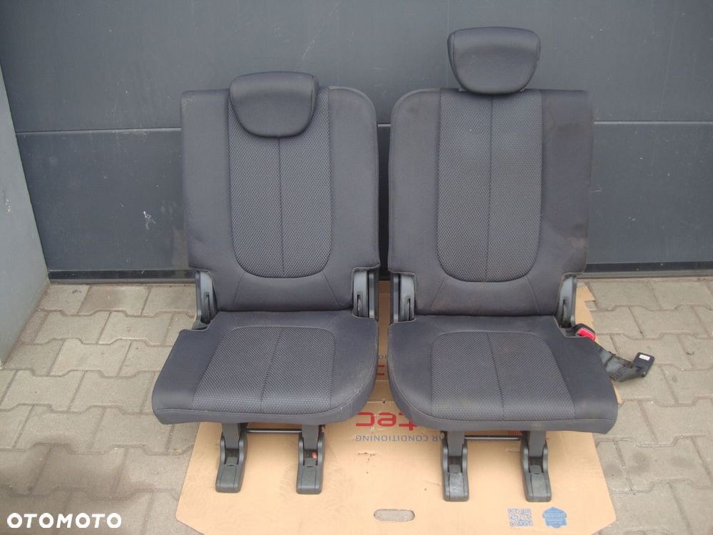 KIA CARENS III FOTELE PRZEDNIE  TYLNE  3 RZĄD KOMPLET EUROPA - 7