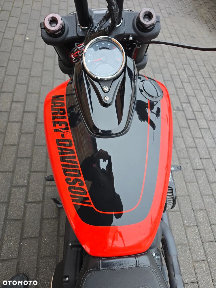 Harley-Davidson Dyna Fat Bob - 3