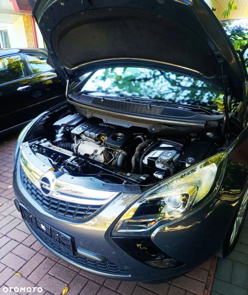 Opel Zafira - 27