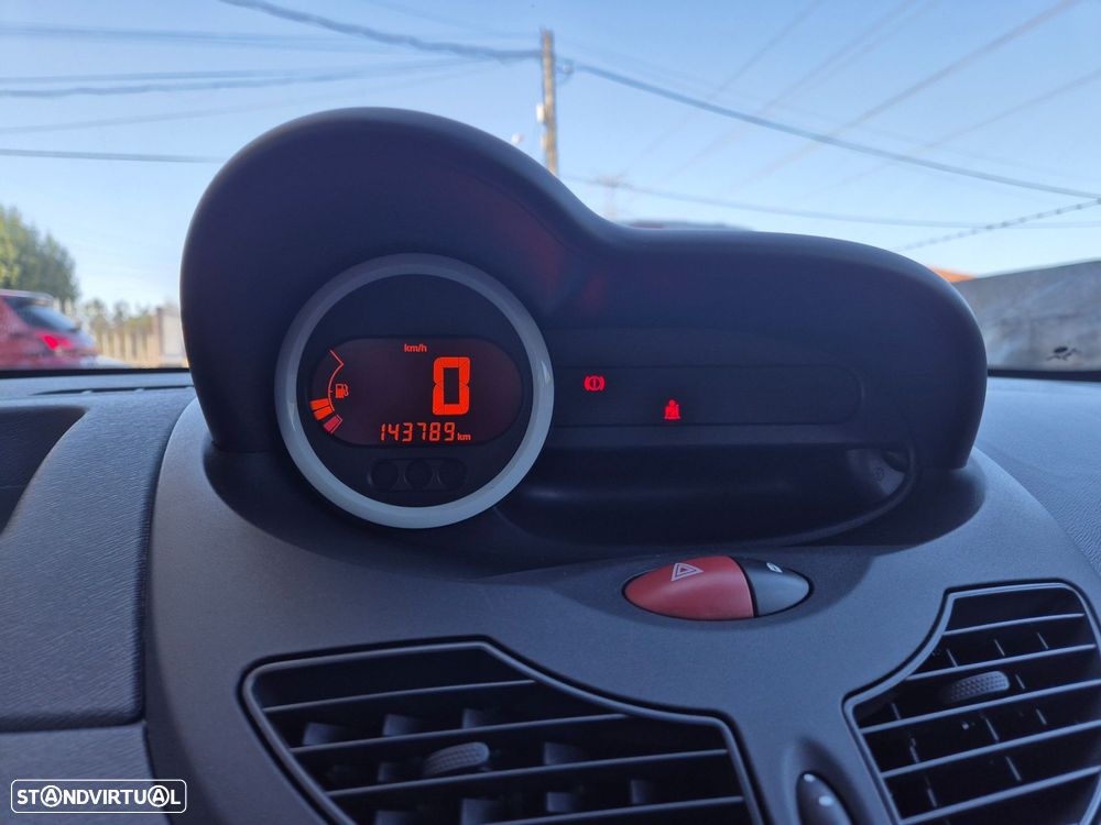 Renault Twingo dCi 75 Expression - 17
