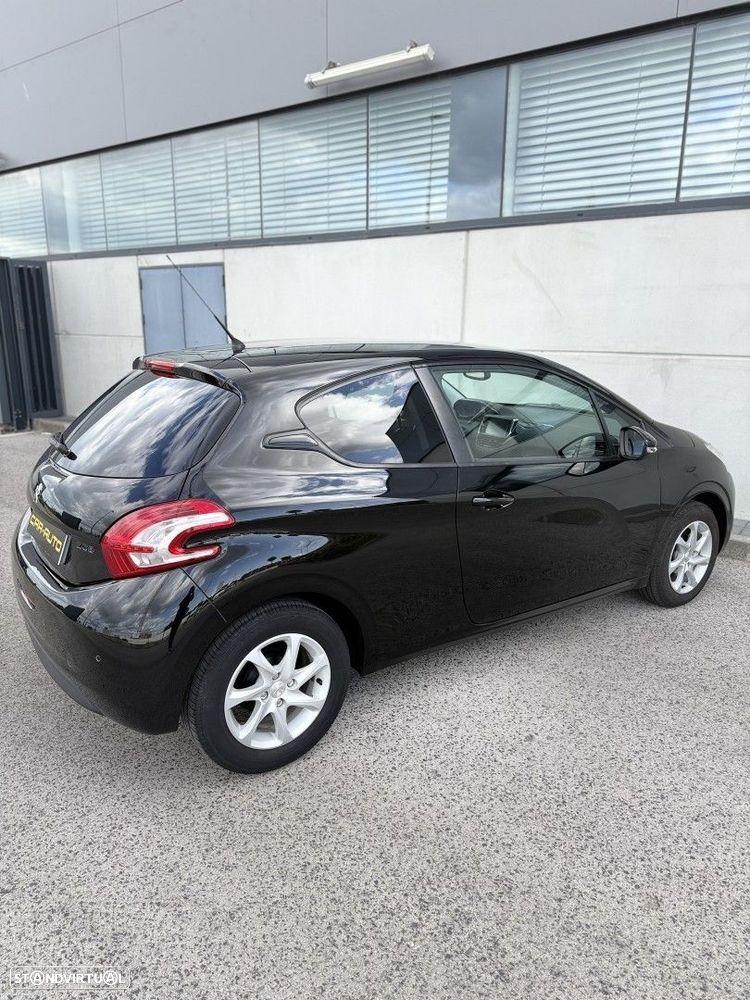 Peugeot 208 1.2 PureTech Active - 9