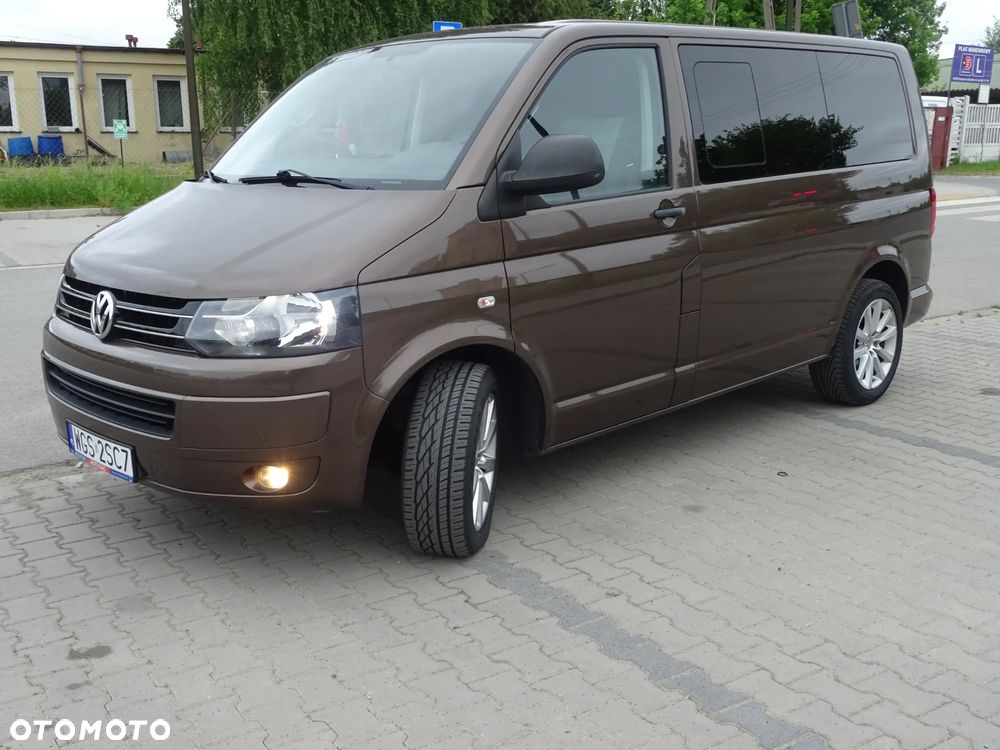 Volkswagen Multivan - 1