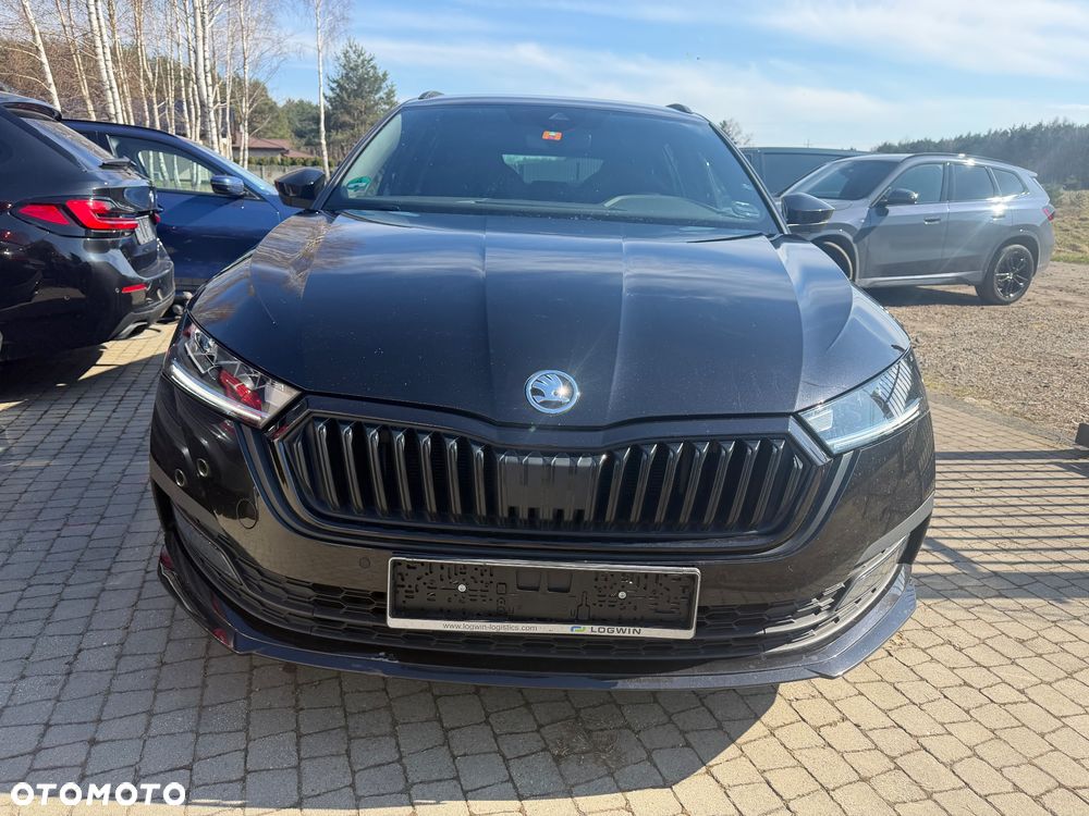 Skoda Octavia 2.0 TDI DSG Sportline - 4
