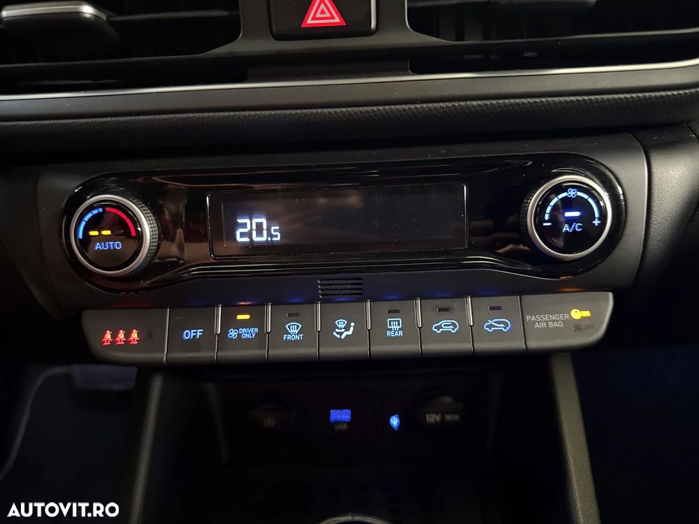Hyundai KONA - 17