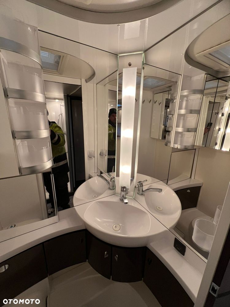 Hobby 650 UFF PREMIUM - 14