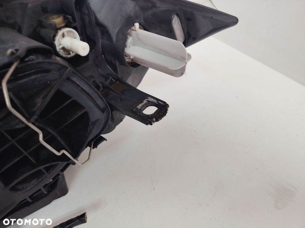 BMW 1 E87 7193388 LAMPA PRZÓD PRZEDNIA PRAWA  EUROPA - 12