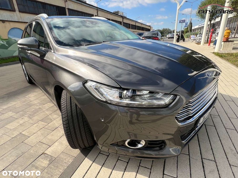Ford Mondeo - 38