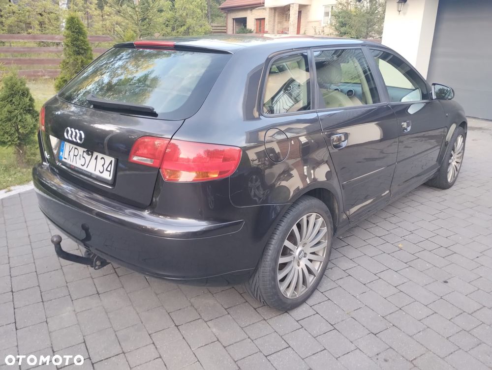 Audi A3 Sportback - 4