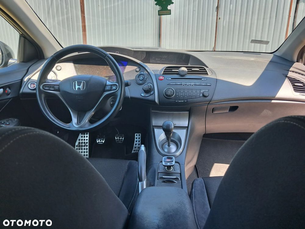 Honda Civic 1.8 TypeS - 6