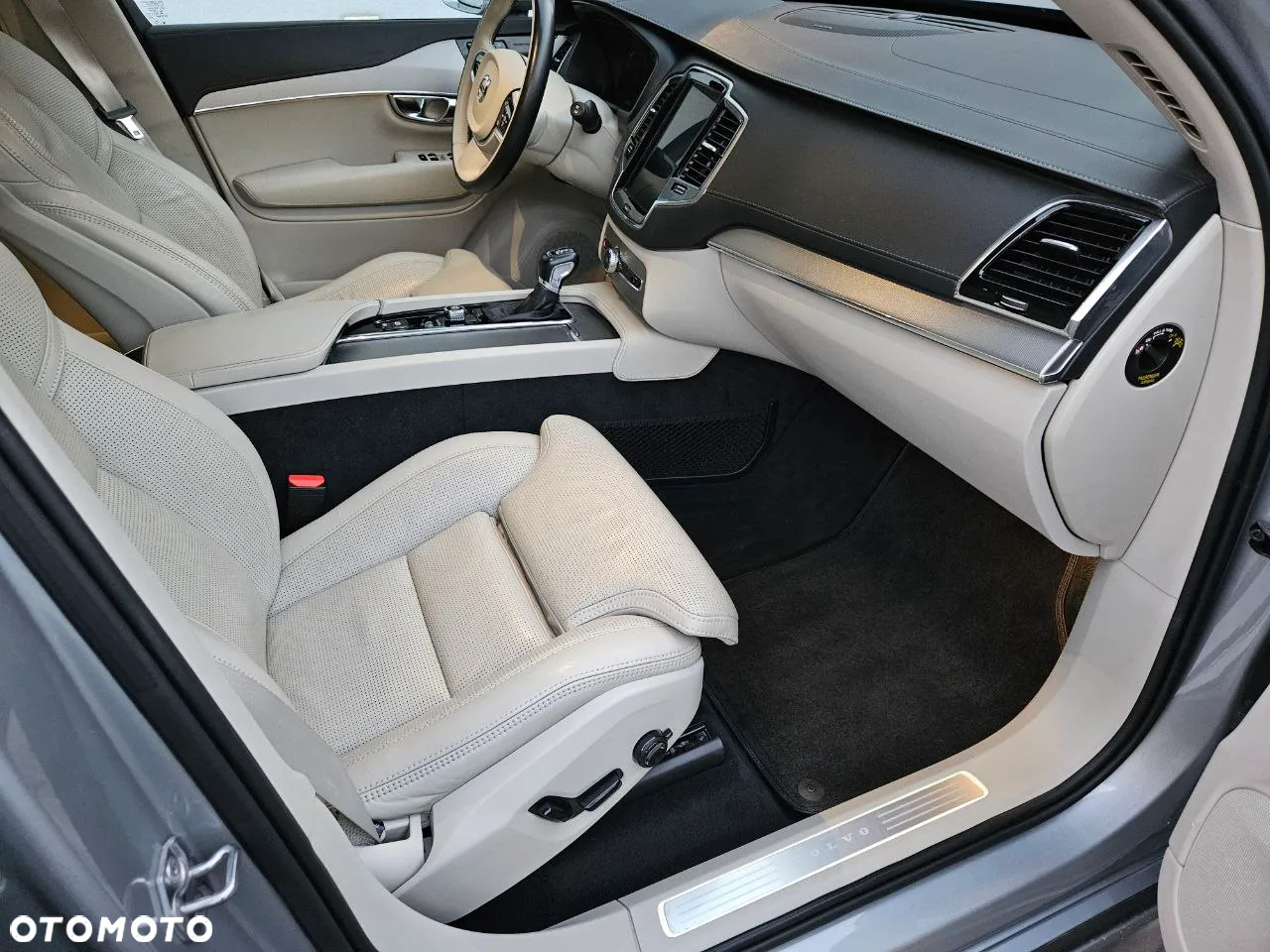 Volvo XC 90 D5 AWD Inscription - 11