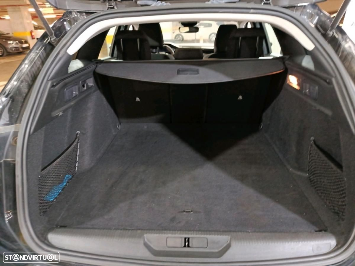 Peugeot 308 SW 1.5 BlueHDi Active EAT8 - 6
