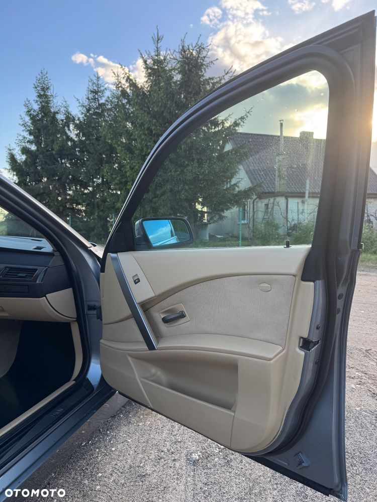 BMW Seria 5 - 22