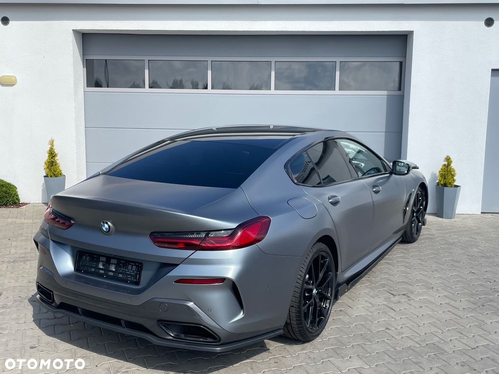 BMW Seria 8 840i - 19