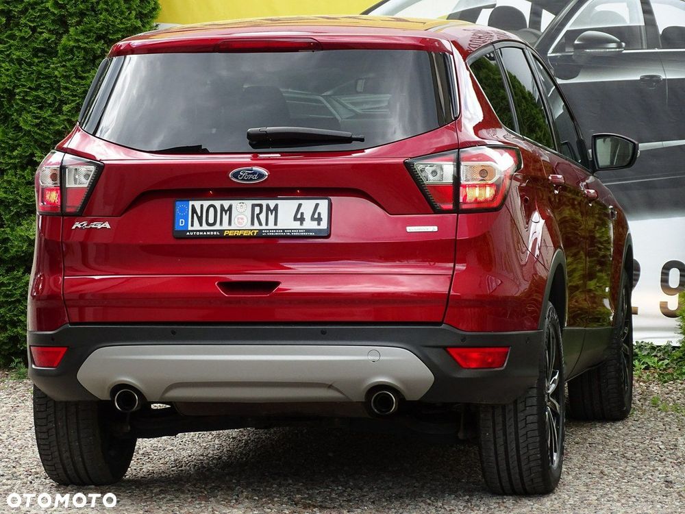Ford Kuga - 11