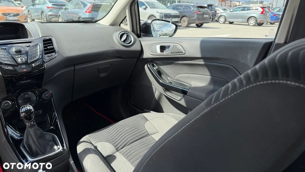 Ford Fiesta 1.0 EcoBoost Gold X - 26