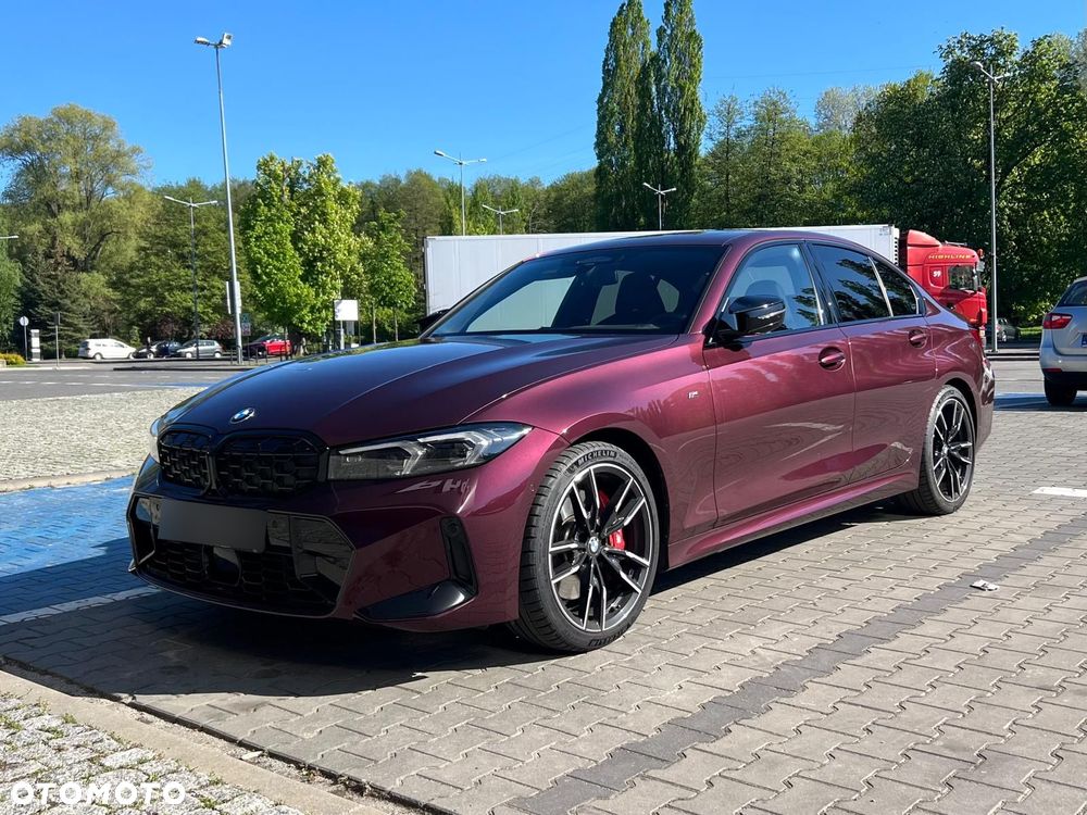 BMW 3 Series 2024 photo 2